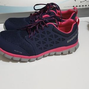 tenis de casquillo para mujer